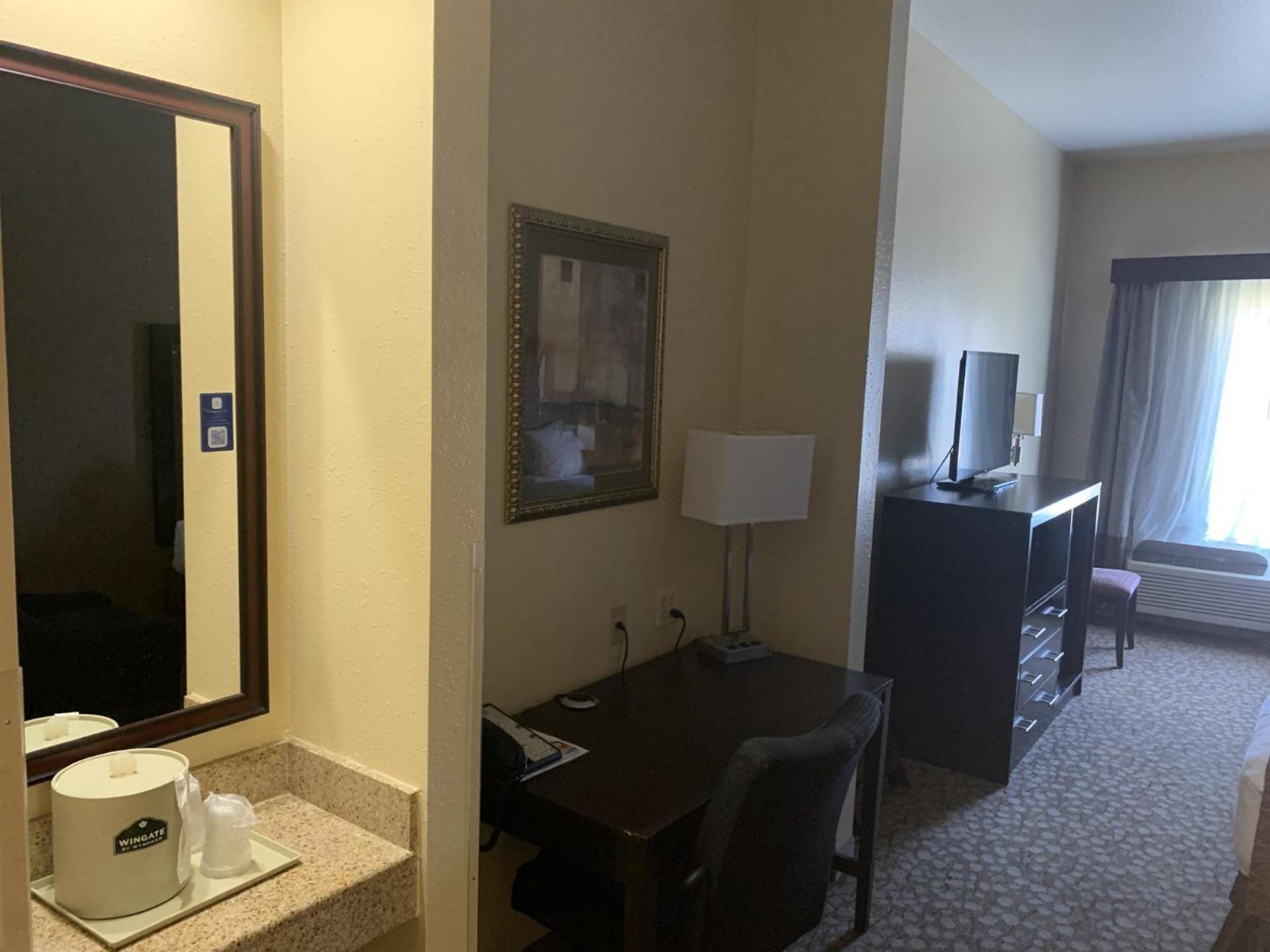 Hotel Wingate By Wyndham Joliet Exterior foto